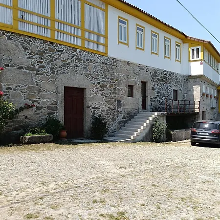 Casa De Encosturas בית נופש קאבקסיירס דה באסטו