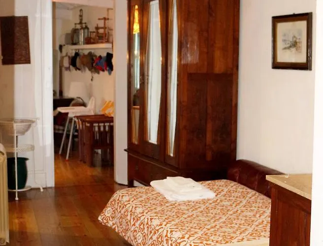 Casa De Encosturas Feriehus